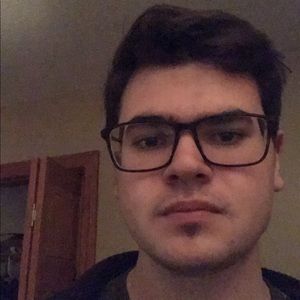 Meet your Posher, Justin